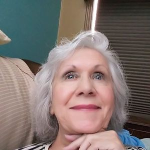 Meet your Posher, Gail